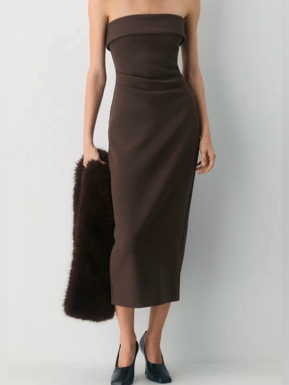 Babaton FigureKnit Eyecatcher Dress